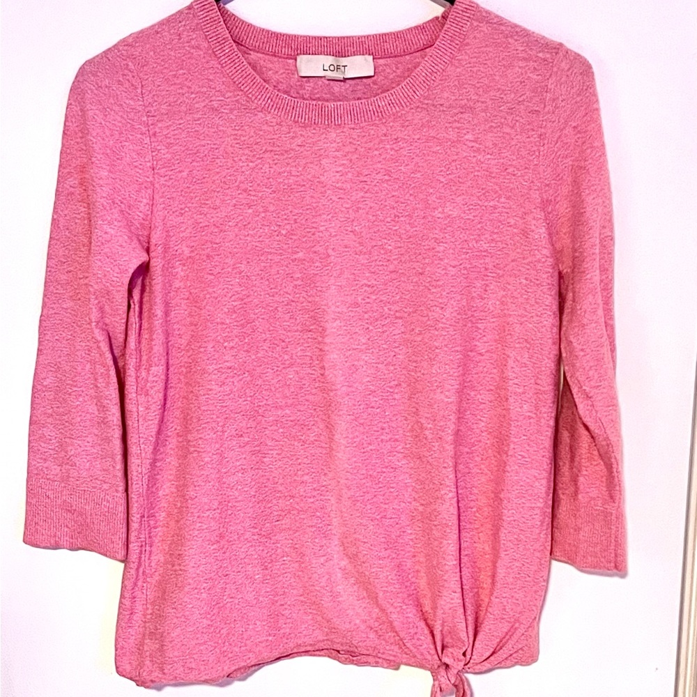 Women’s Loft medium heather pink, light-weight, 3/4 sleeve spring sweater.